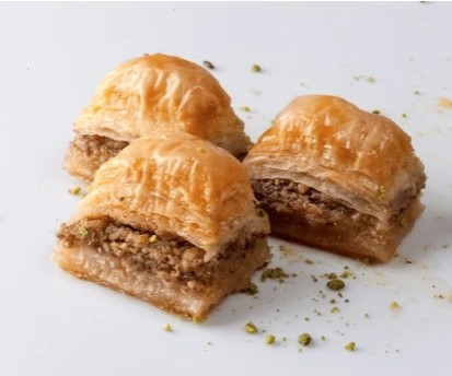 2 Kg Taze ve Çıtır Cevizli Baklava Tepsisi Tunceli pasta