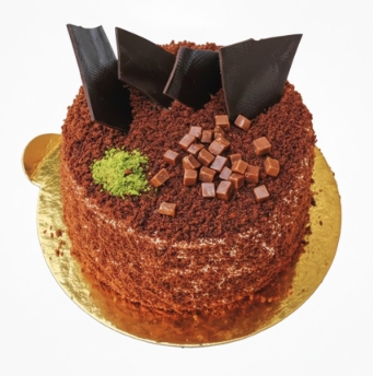 4 kişilik yuvarlak sade çikolatalı yaş pasta Tunceli pasta