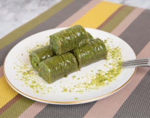 Kaliteli Fıstık Dolgulu 1000 Gr Sarma Tunceli pasta