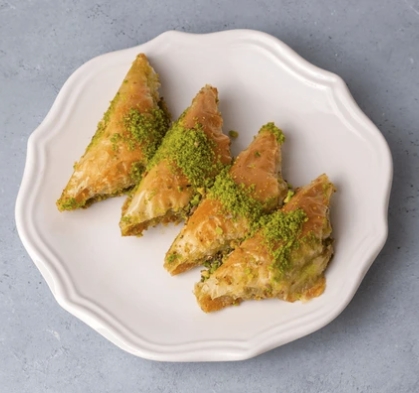 Paylaşım İçin İdeal 1000 Gr Şöbiyet Tatlısı Tunceli pasta